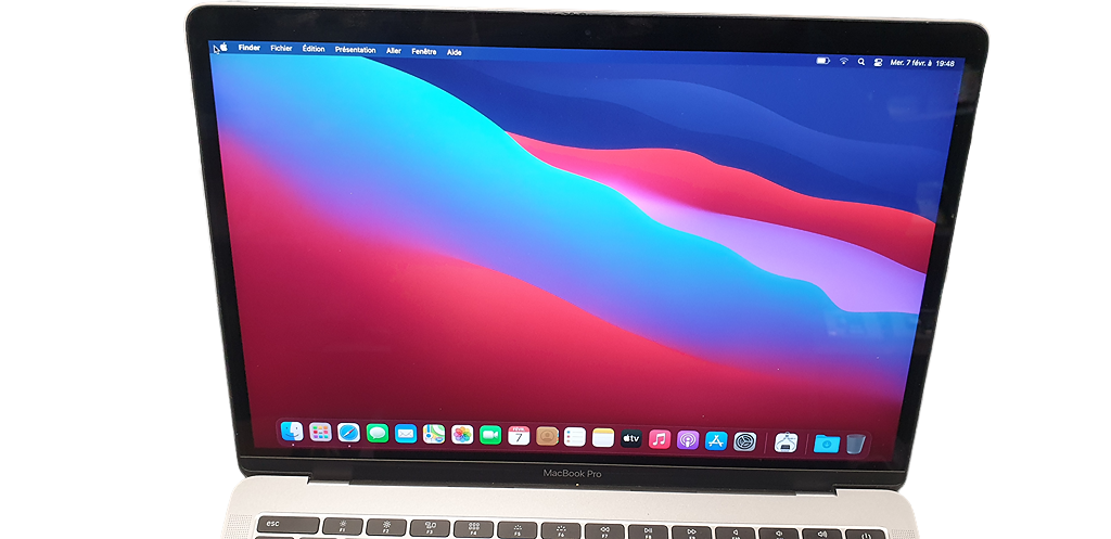 MacBook Pro 13" - Intel I5 2 GHz - SSD 256 Go - RAM 8 Go - Clavier QWERTY